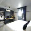 blu monkey hub and hotel suratthani