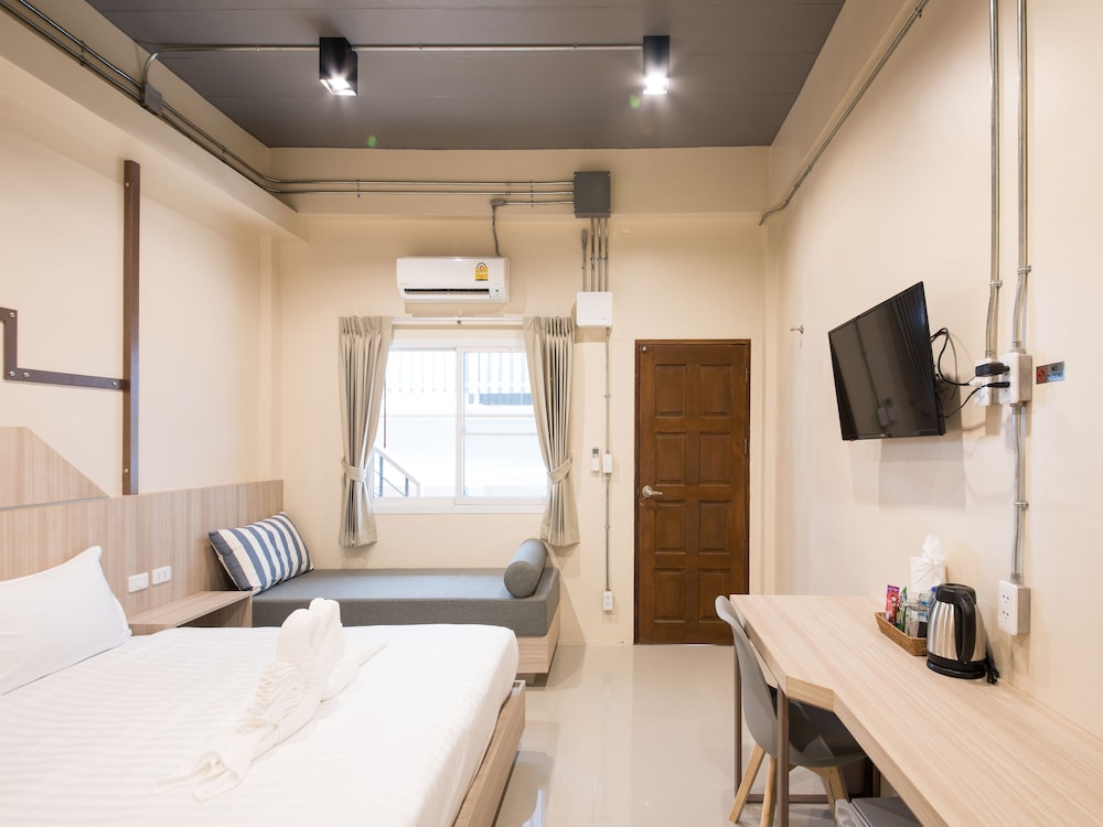 the way patong hotel