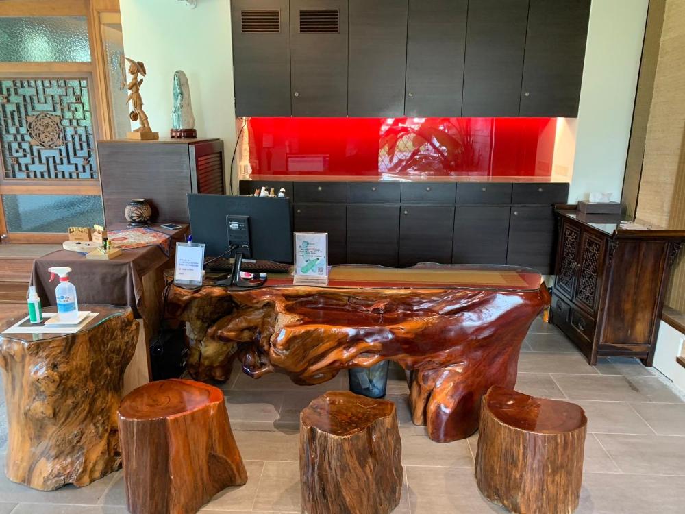 pine hot spring bed and breakfast