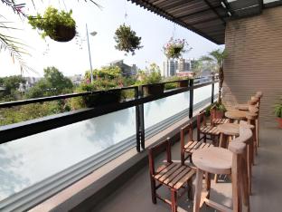 pine hot spring bed and breakfast