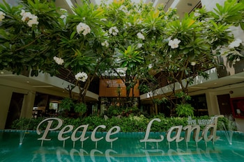 peace land khaosan
