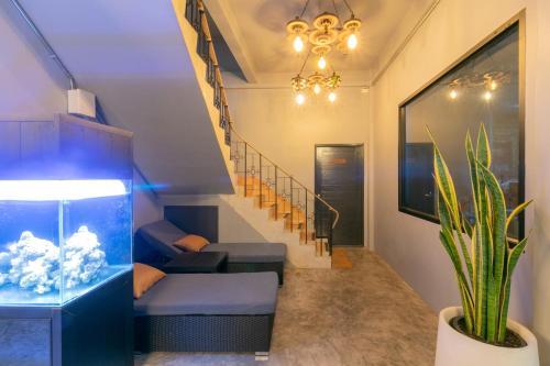 castle black bangkok hostel