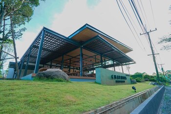chatnipa beach resort by morseng