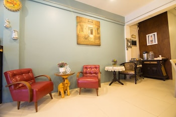 suree house