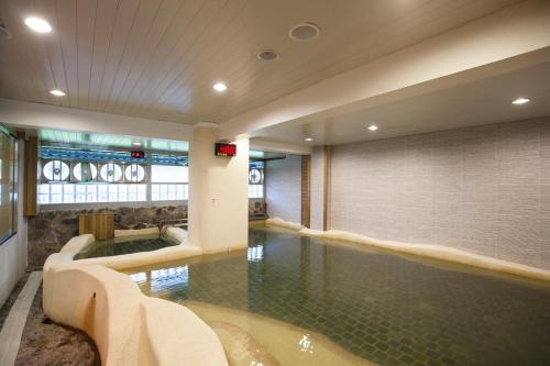 hua ge hot spring hotel