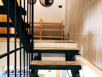 stay thapae hostel