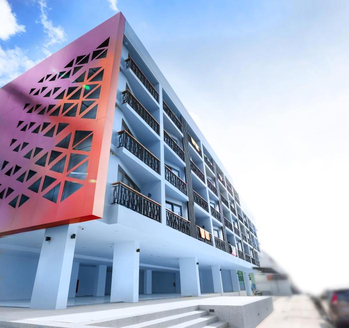 phoenix hotel karon beach