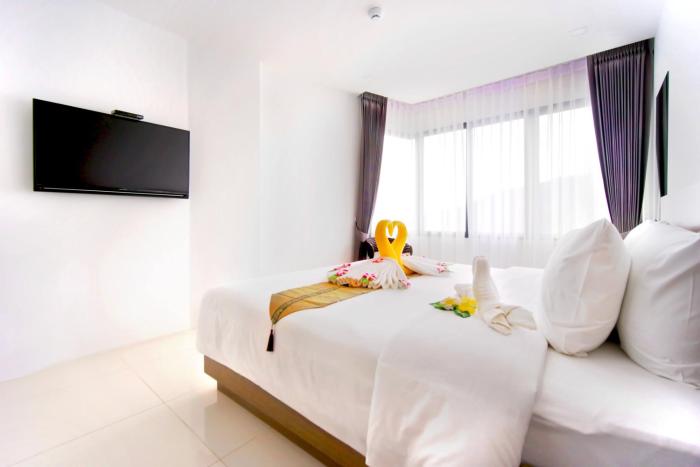 phoenix hotel karon beach