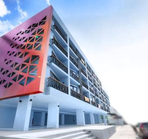 phoenix hotel karon beach