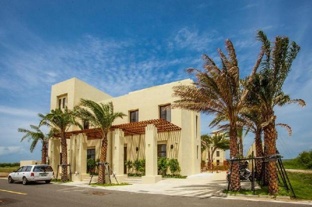 oasis hotel