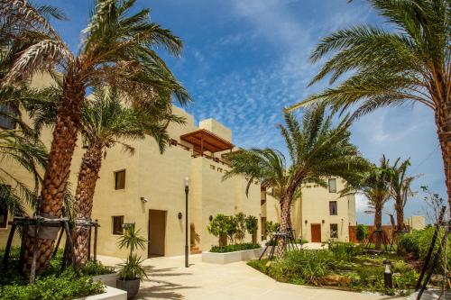 oasis hotel