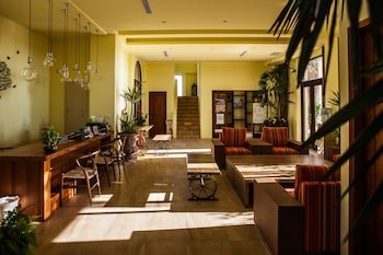 oasis hotel