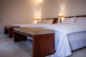 oasis hotel