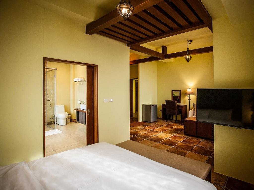 oasis hotel