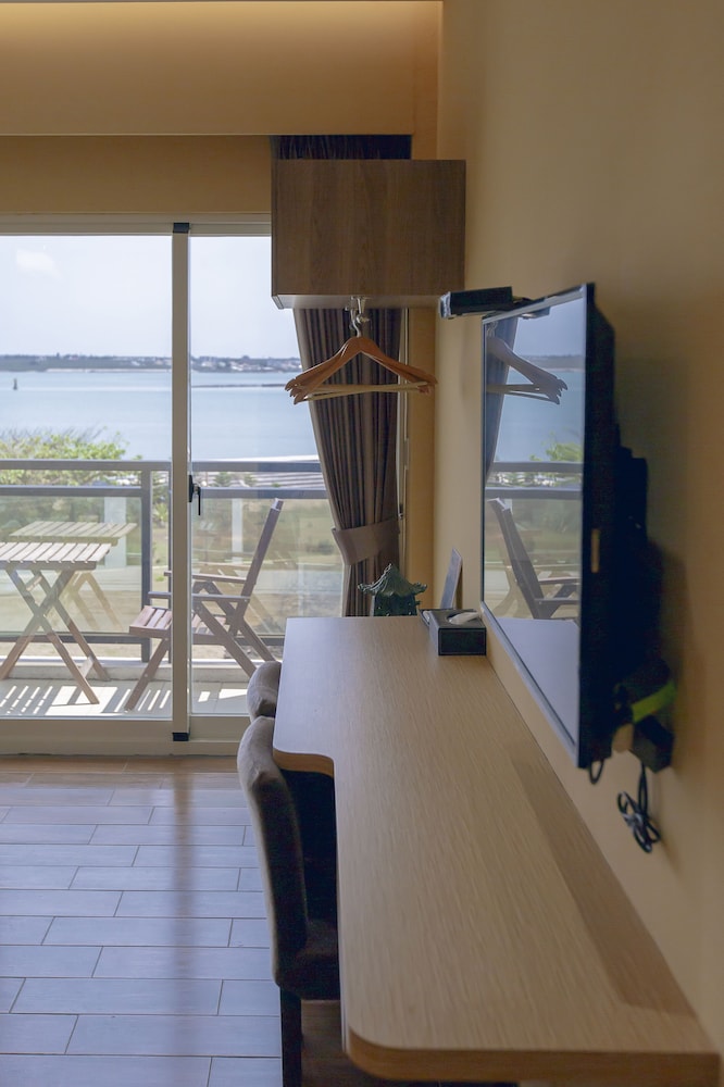 the laid back dragon lodge