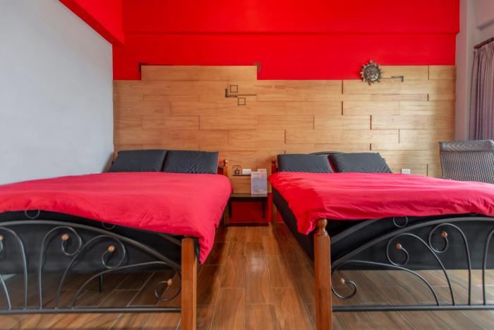 the laid back dragon lodge