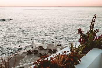 apollo resort