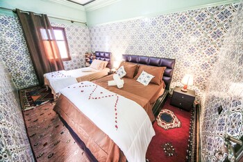 dar widad hostel
