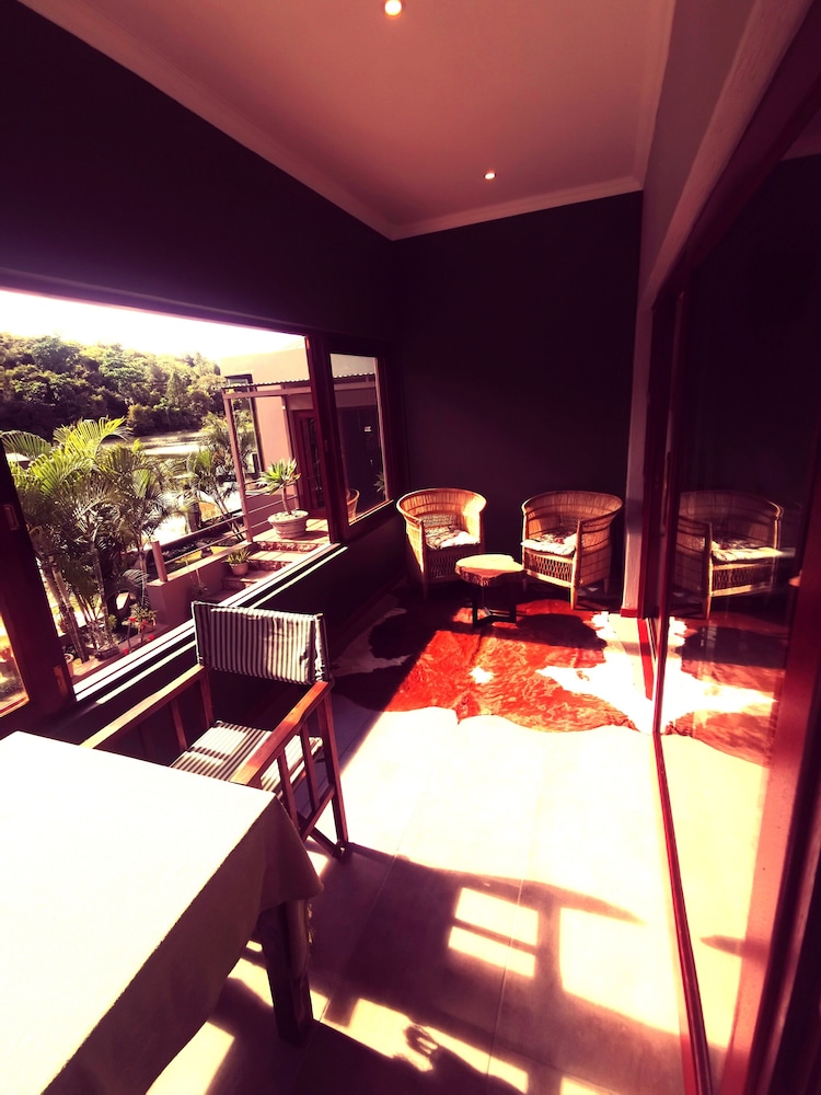 bambuu lakeside lodge