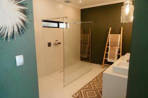 bambuu lakeside lodge