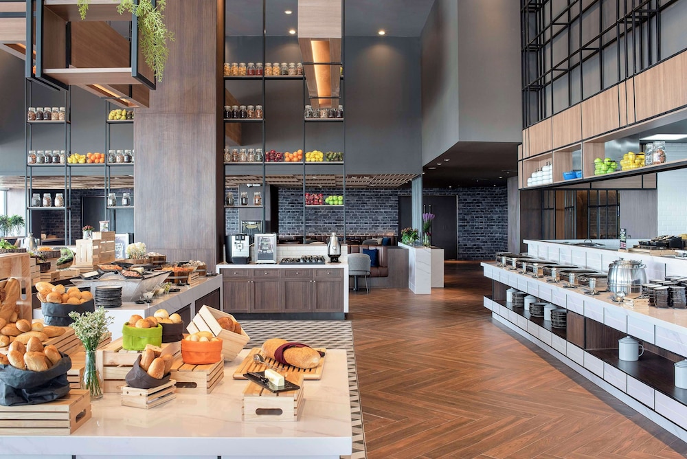 avani sukhumvit bangkok hotel