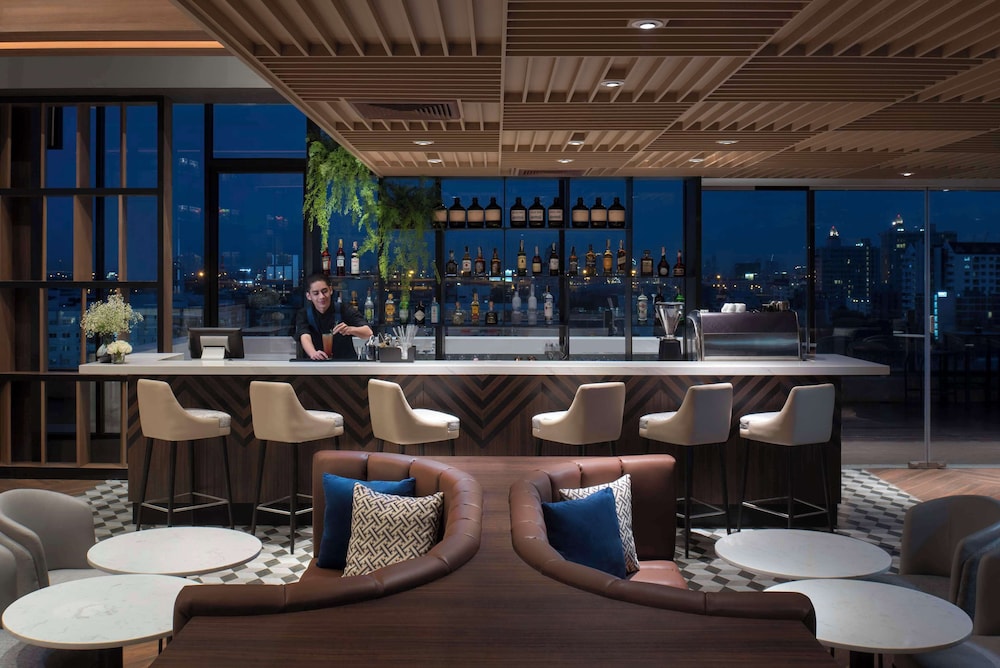 avani sukhumvit bangkok hotel