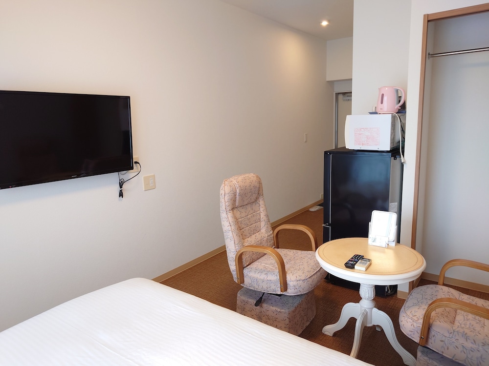hotel cosmos shintoshin naha omoromachi