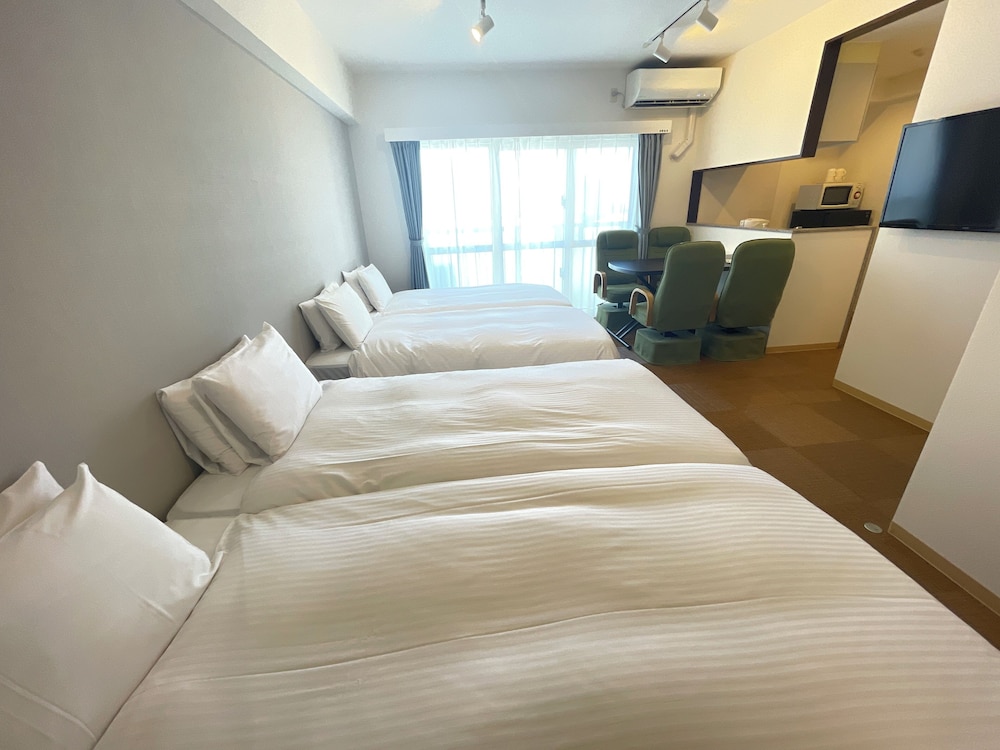 hotel cosmos shintoshin naha omoromachi