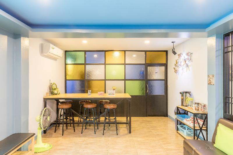 the blue place hotel dmk by zuzu
