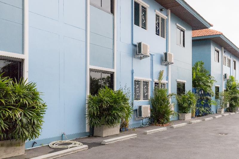 the blue place hotel dmk by zuzu