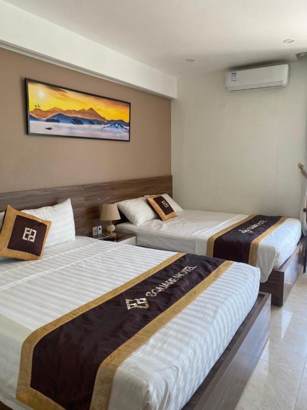 square hotel