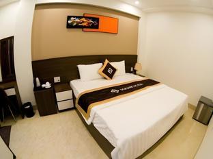 square hotel