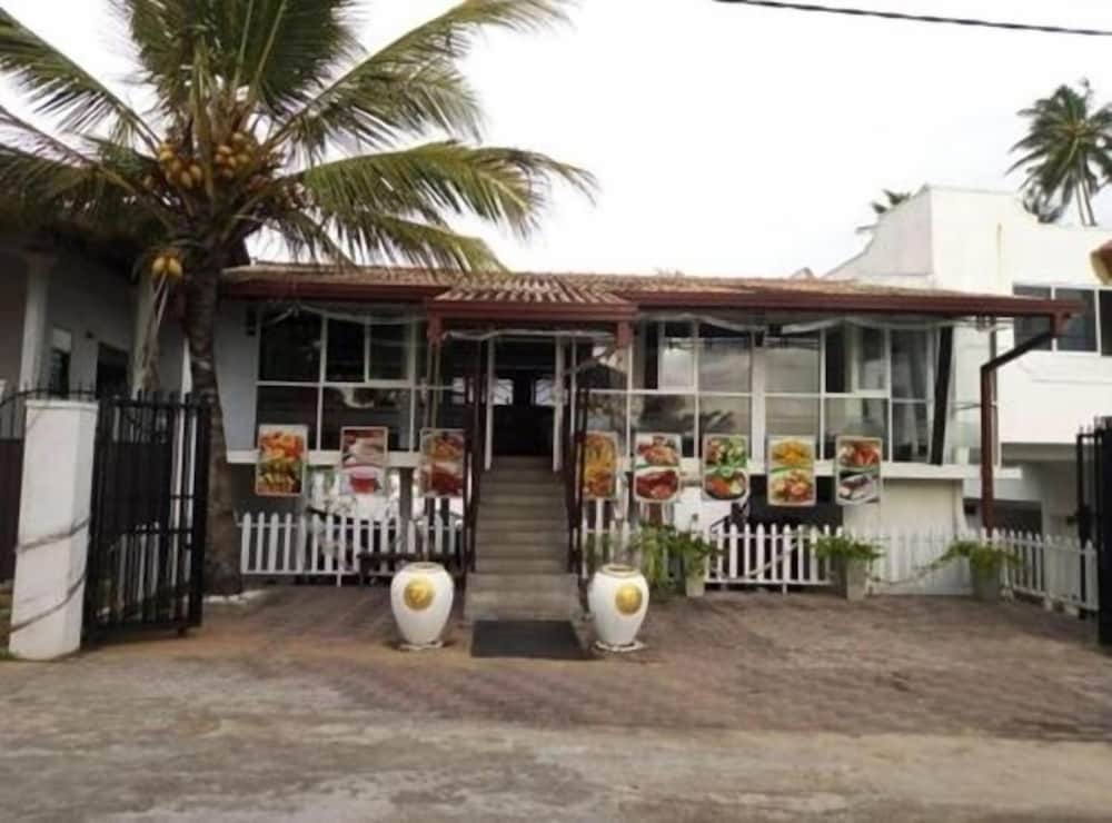 tasheema beach resort