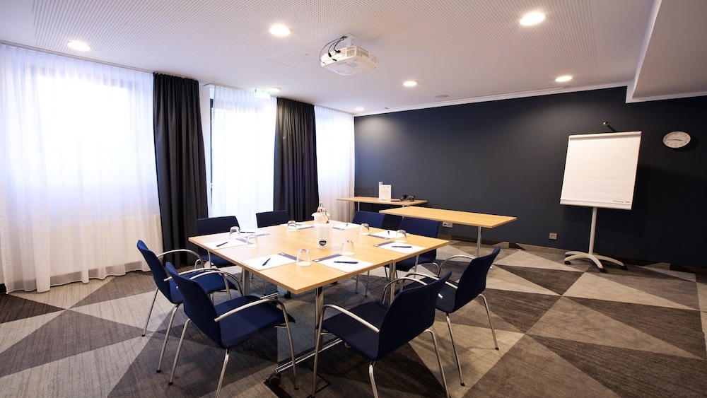 holiday inn express saarbrucken an ihg hotel