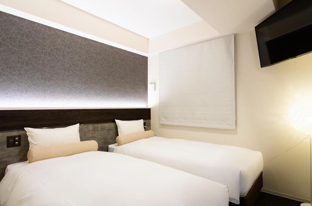 dotonbori crystal hotel ii