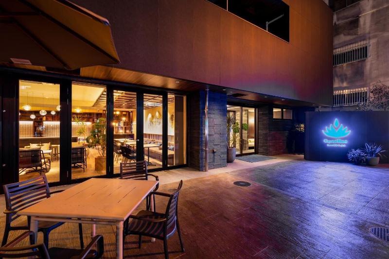 dotonbori crystal hotel ii