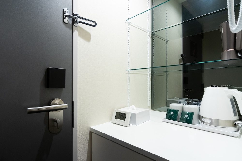 dotonbori crystal hotel ii