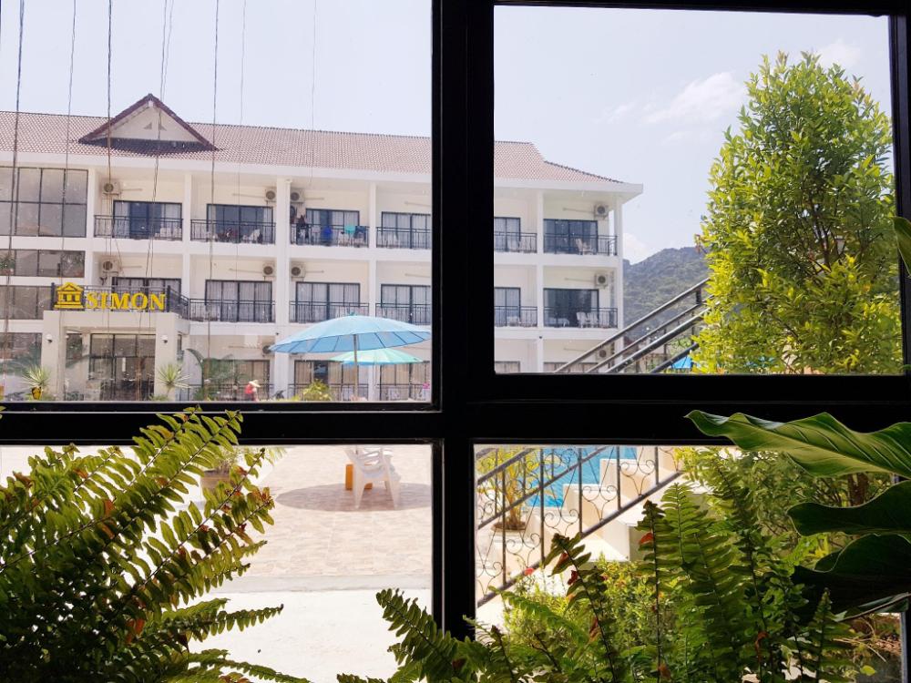 simon riverside hotel