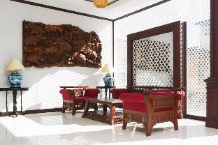 manorom chateau hotel