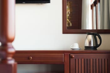 manorom chateau hotel