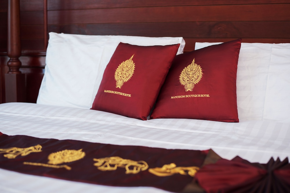 manorom chateau hotel