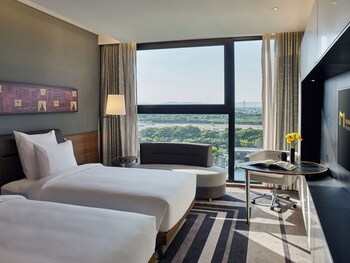 mingalar mandalay hotel