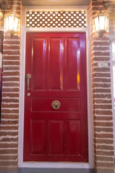 Laxmi Niwas,Near Patan Durbar Square,3 star