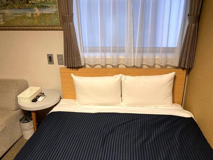 grand base hakataminami