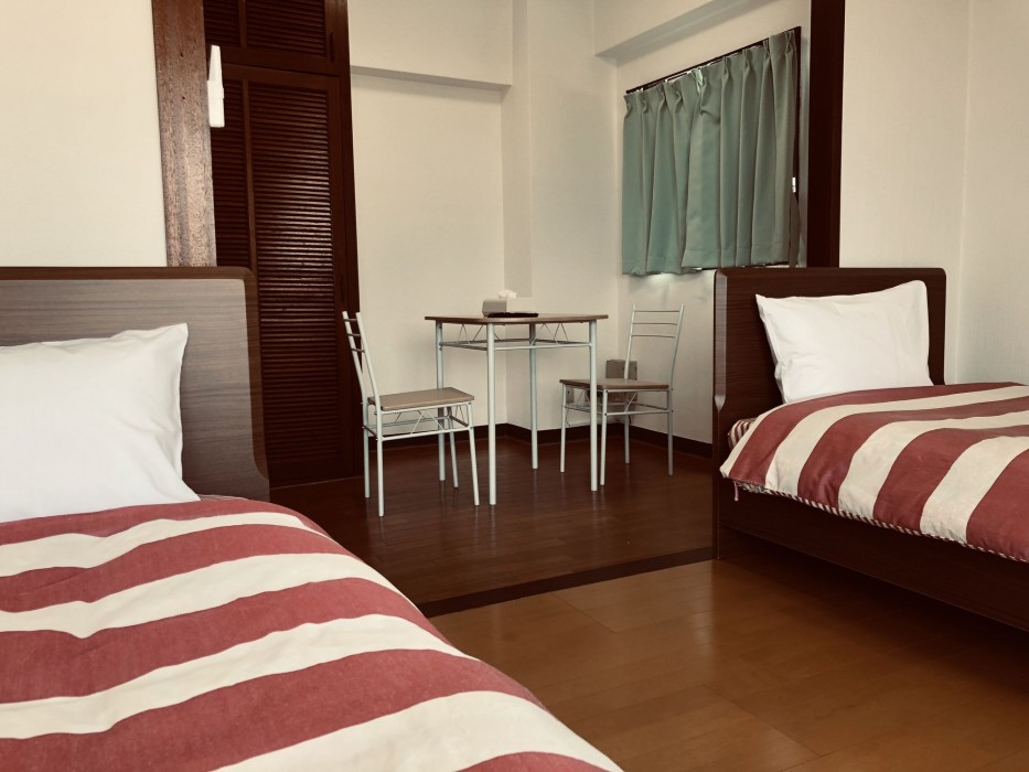 sunset hills inn naha
