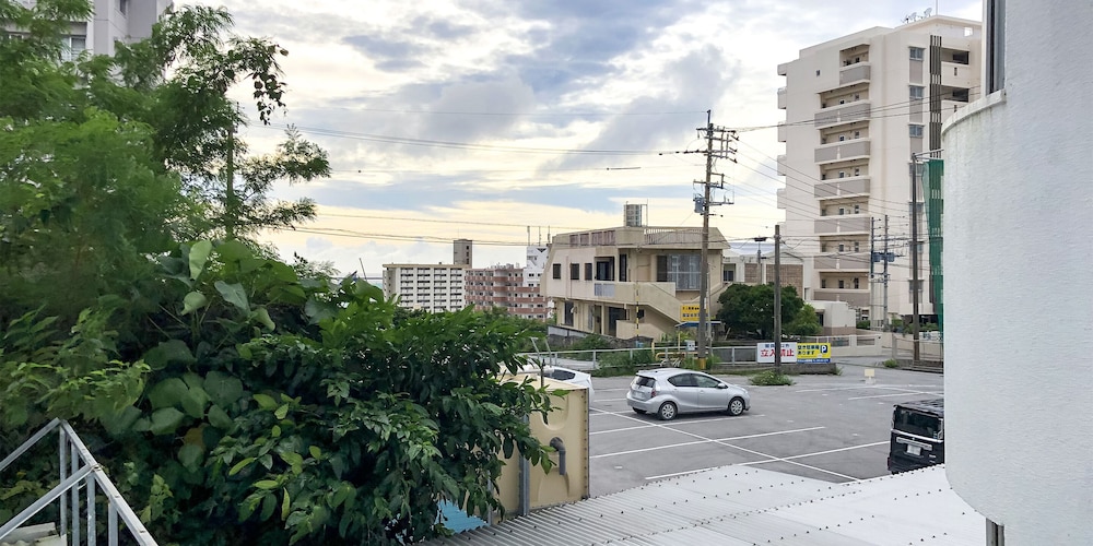 sunset hills inn naha