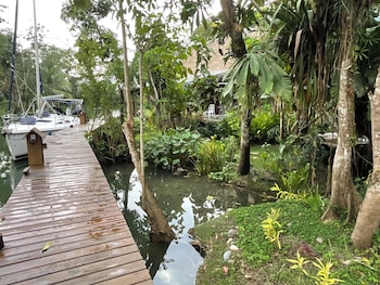 boatique hotel and marina