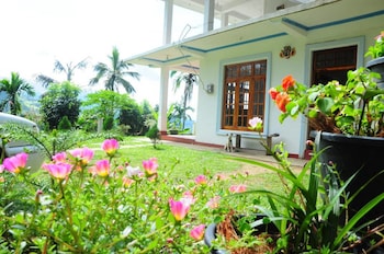 onil rock resort