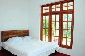 onil rock resort