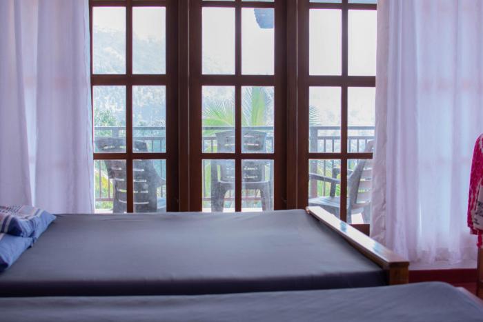 onil rock resort